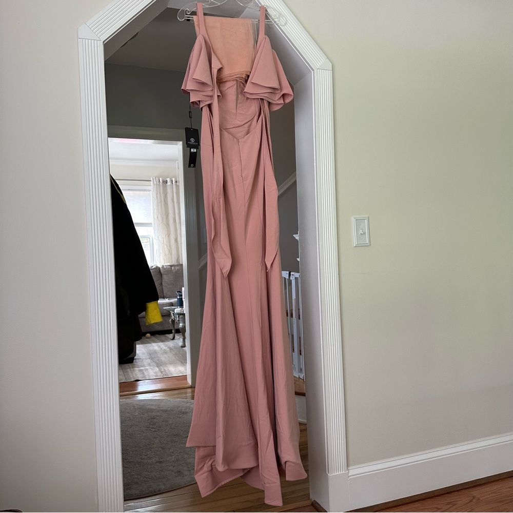 Pink Gown - Picture 2 of 4